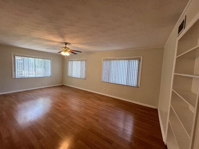 Photo - 12928 N Oregon Ave