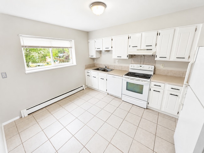 Photo - 2520 King St