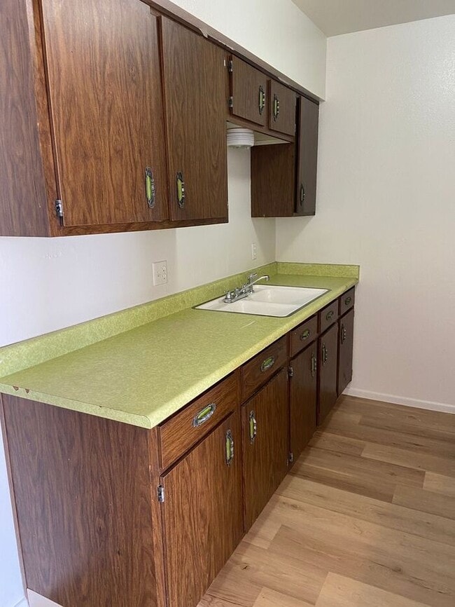 Photo - Bright 1 bed with front patio