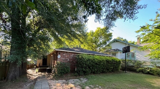 Building Photo - ~1530 Whitney Street Unit A