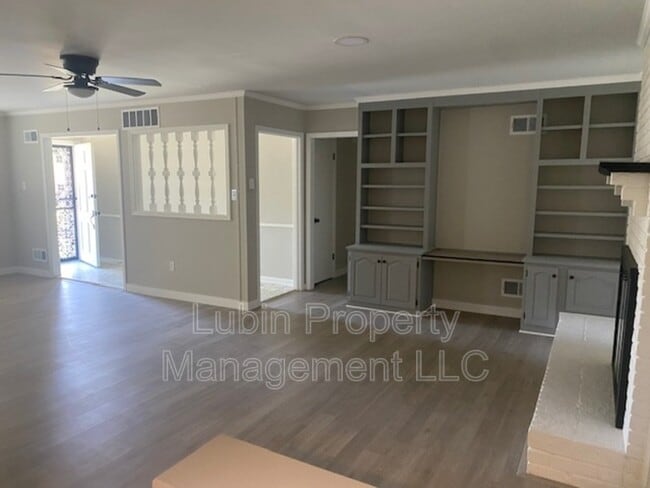 Photo - 4947 Demeter Cove