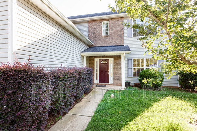 Photo - 2978 Clover Rd NW