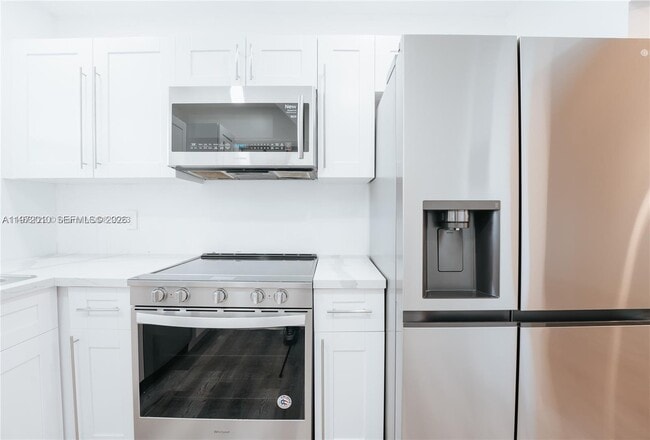 Building Photo - 2041 NW 81st Ave Unit 427