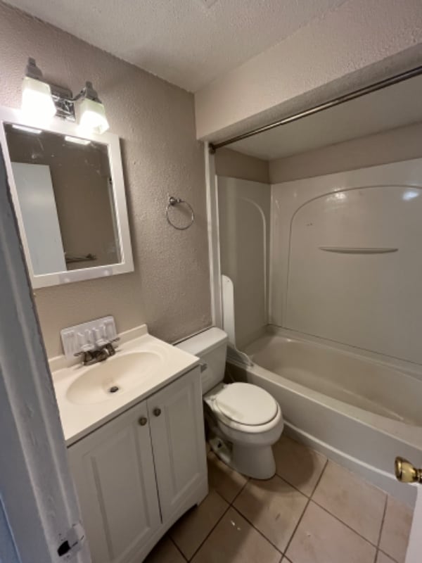 Photo - 6401 Fifth Ave Unidad 2