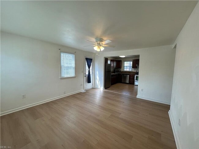 Photo - Adorable Ranch Home in Sherwood Forest!