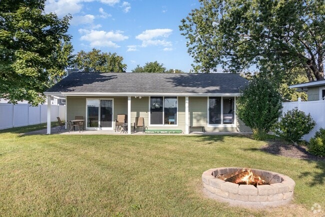Building Photo - 269 Twin Lake Rd Rental