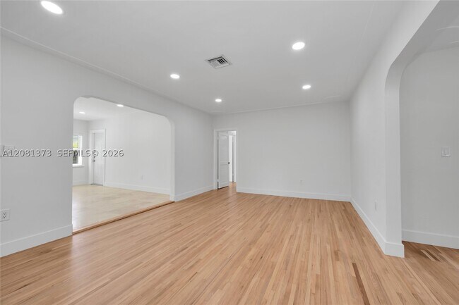 Photo - 1540 Sarria Ave