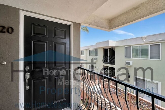 Photo - 6602 Beadnell Way Unidad #20