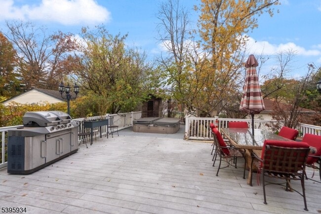 Photo - 118 Lexington Ave