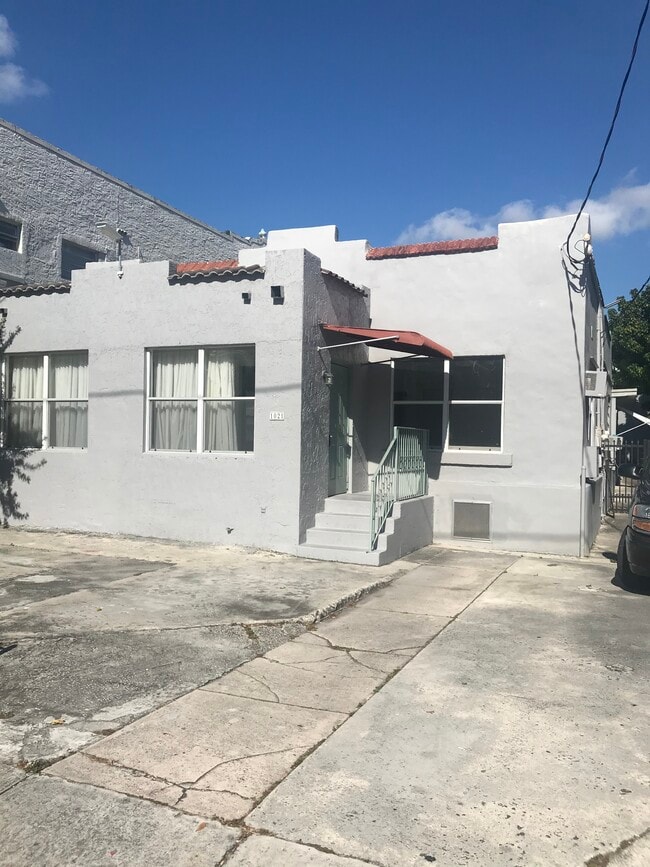 Photo - 1021 SW 5th St