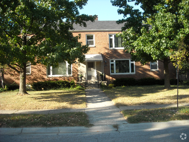 Building Photo - 2010 Harwitch Rd Rental