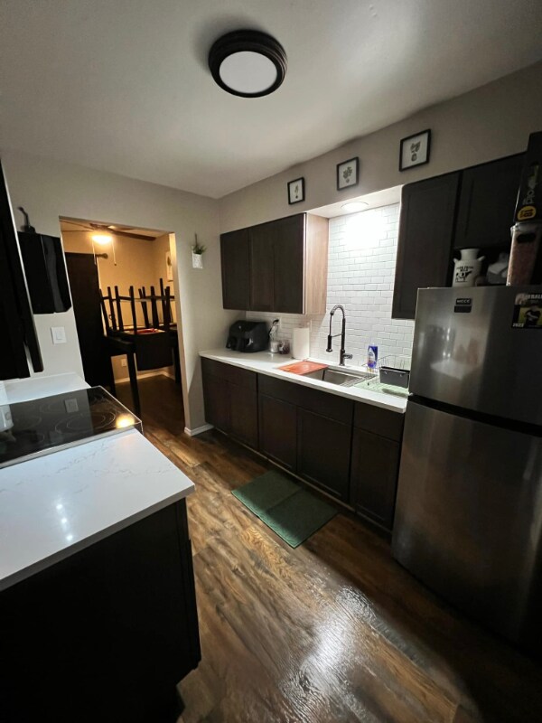 Photo - 308 W 6th St Unidad 1