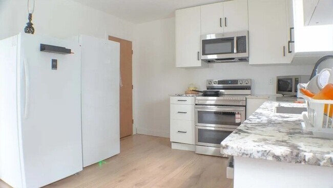 Photo - 12 Naples Rd