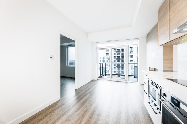 Photo - 1050 Eastern Ave Unit 1117