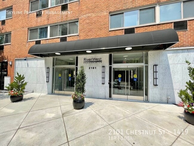 Building Photo - 56 S 21st St