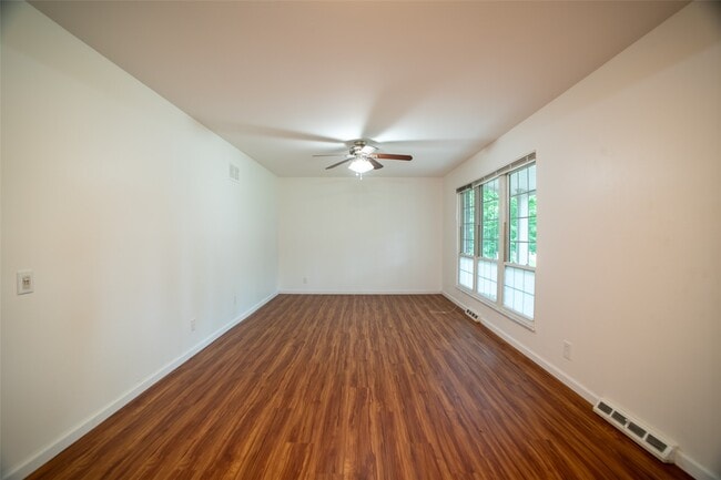 Photo - 1226 Wissmann Dr