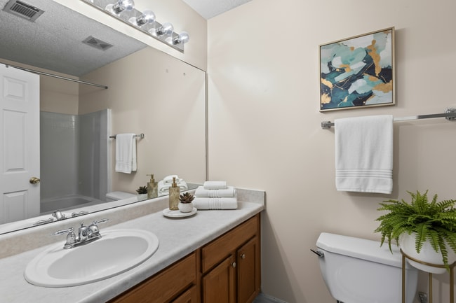 Photo - 6294 Hickory Ln Cir