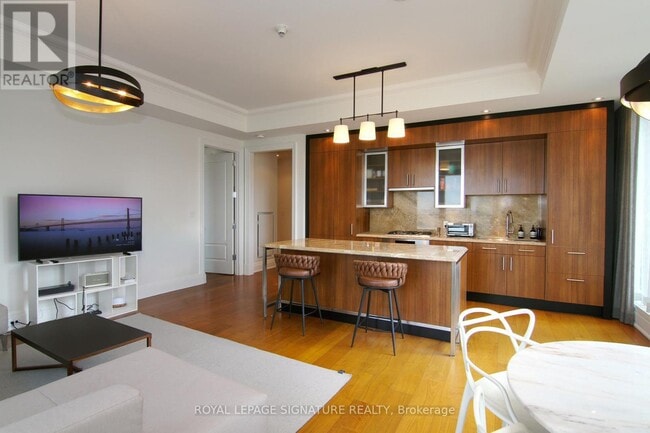 Photo - 55 Scollard St Unit 1905