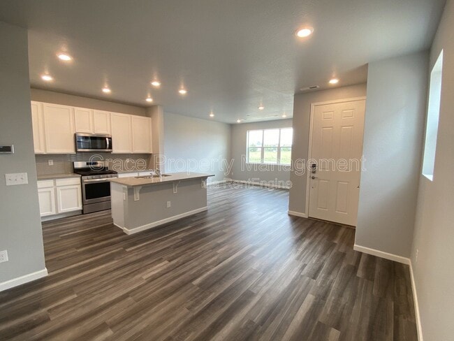 Photo - 191 Ambrose St