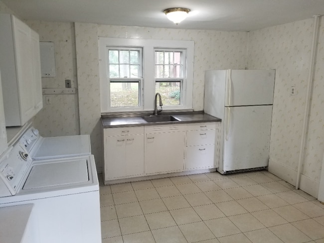 Photo - 126 Plainview Rd