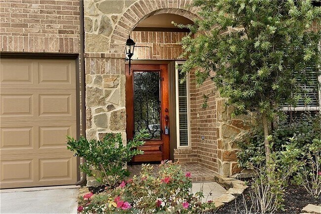 126 Hearthshire Cir
