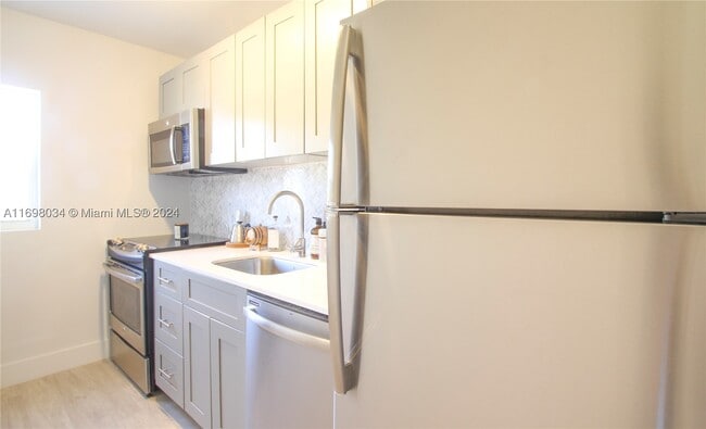 6238 SW 59th St Unit 10