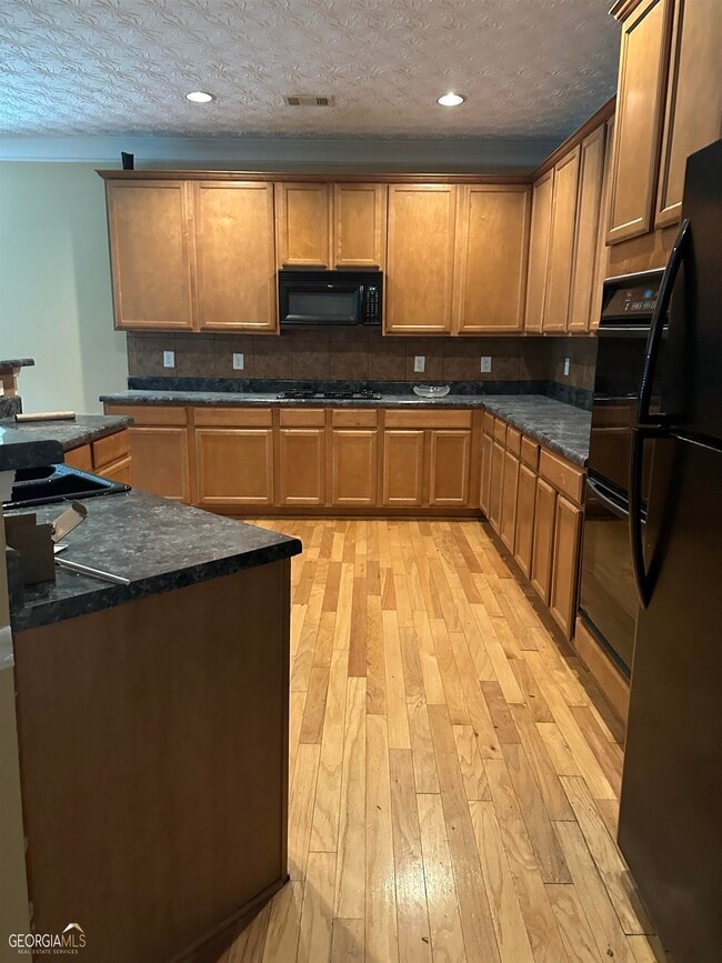 Photo - 5695 Sable Bay Point