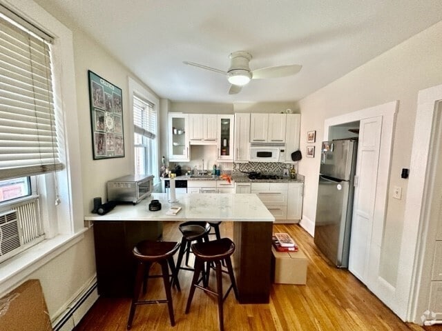 Building Photo - 164 Prince St Unit 2 Rental