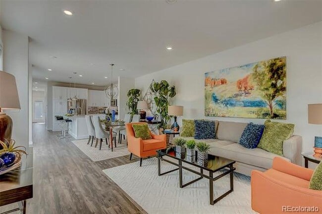 Photo - 1775 Alton St