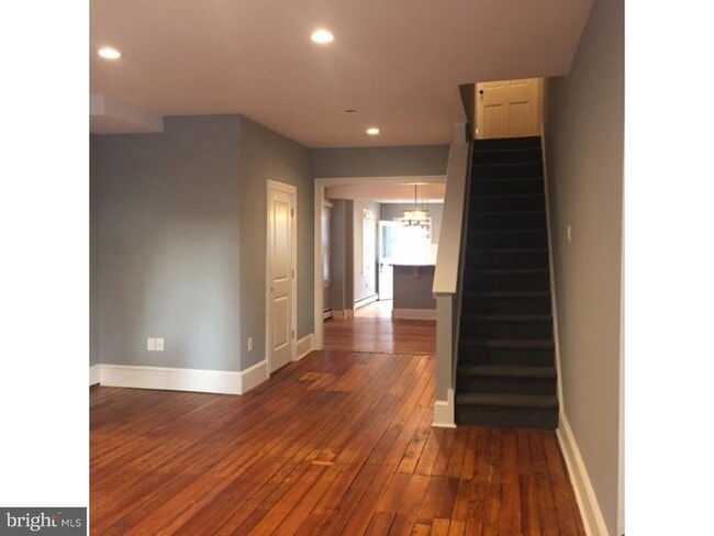 Photo - 117 Magnolia St