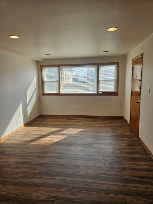 Living Room - 7926 S Kedzie Ave Unit 1