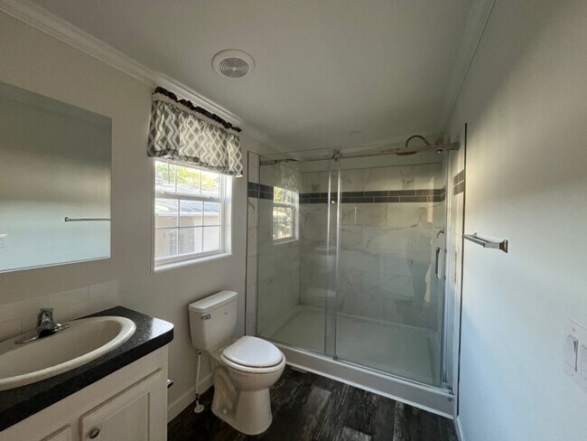 10 Eland Dr
