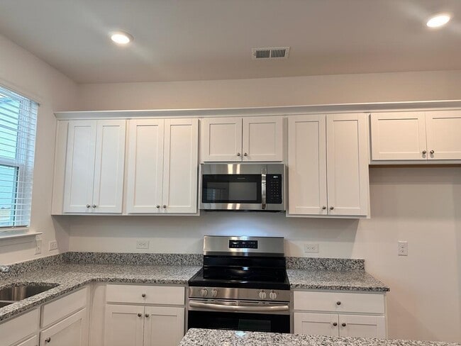 Photo - 214 Banner Rd