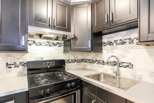 Photo - 240 M St SW Unit E511