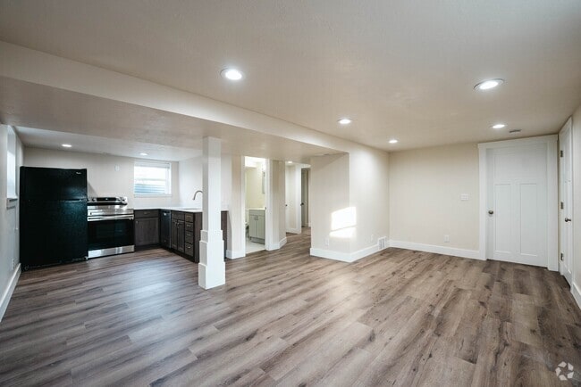 Building Photo - 259 E Herbert Ave Unit APT B