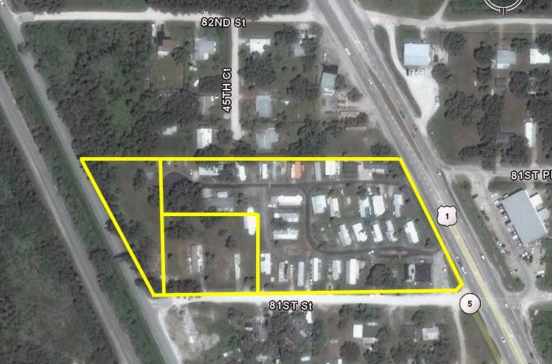 Photo - Royal Oaks Mobile Home Park