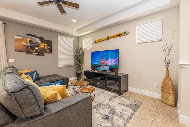 Building Photo - 8209 Roseville Blvd Rental