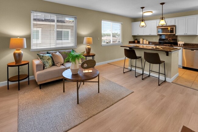 Photo - Excellent Santa Clara Location! Open Floor Plan! Granite Counters!