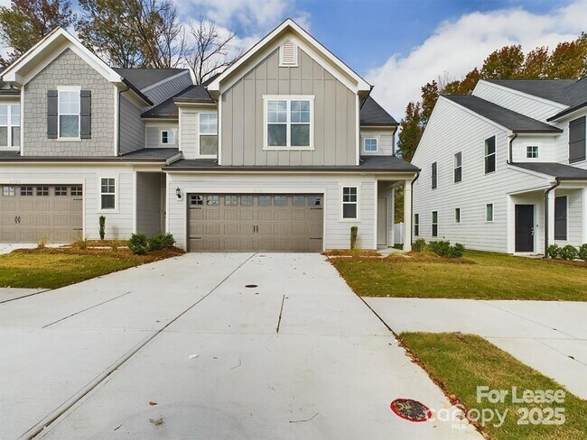 Building Photo - 17014 Patron Dr