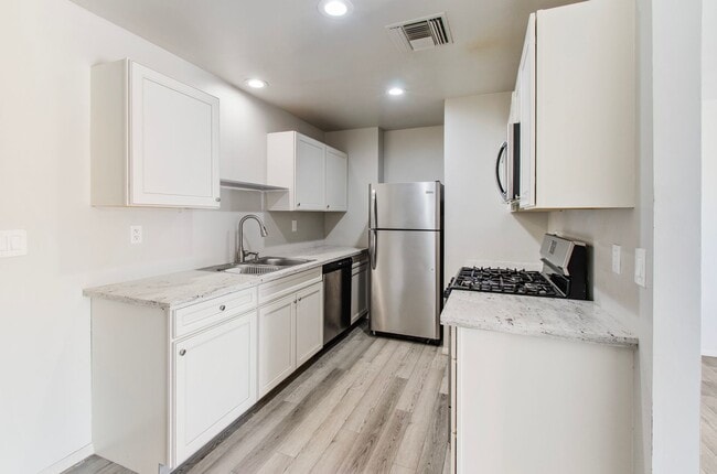 Photo - Recent Remodel on Lee Street!