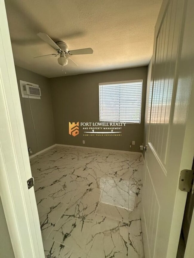 Photo - 2632 N 29th Pl