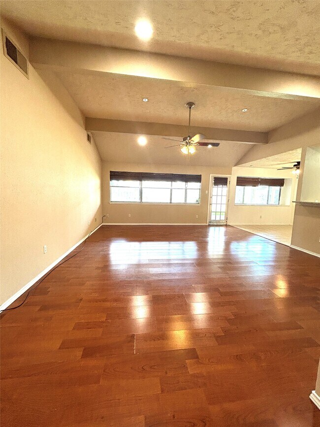 Photo - 1754 Jo Ann Ln