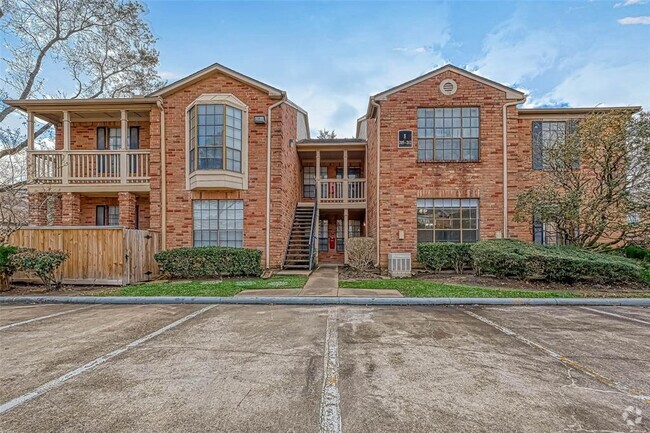 Building Photo - 2255 Braeswood Park Dr Unit 205 Rental