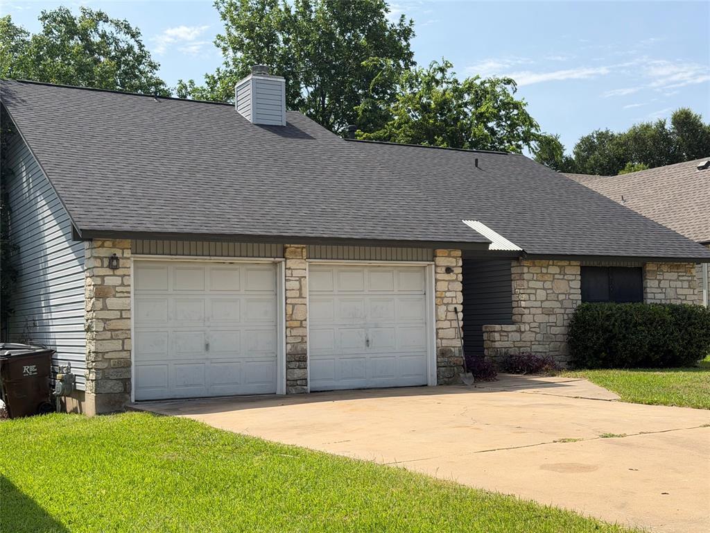 Photo - 1503 Windsong Trail