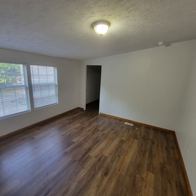 Photo - 3/2-Rickman, TN- For Rent