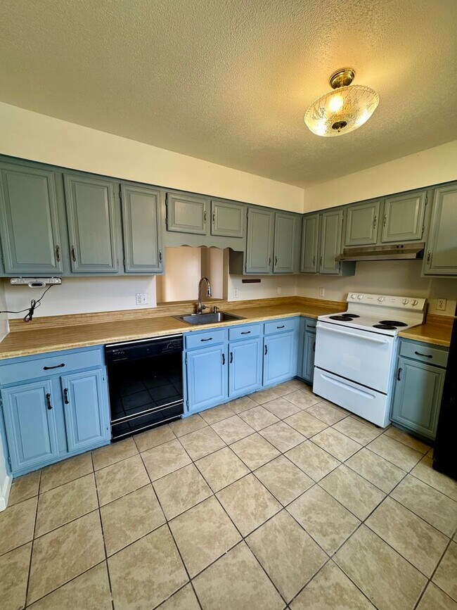 Photo - Townhouse for Rent