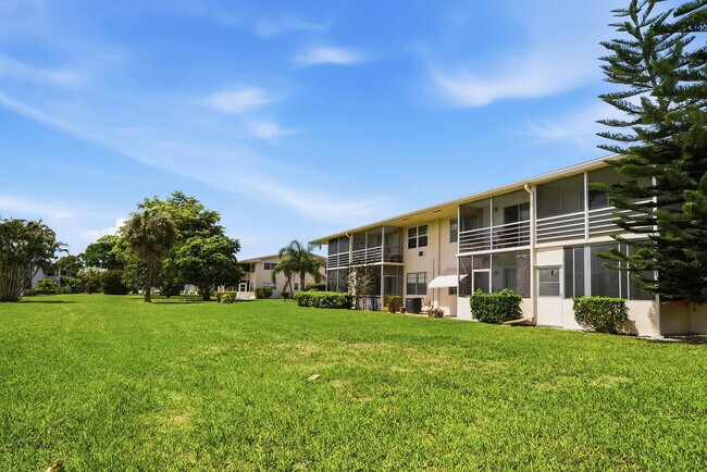 Photo - 142 Norwich F