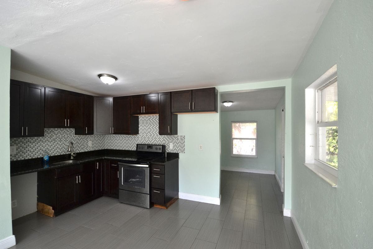 Photo - 1324 Brookhill Dr