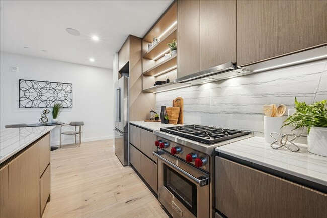 Photo - 610 Davis St Unit 3102