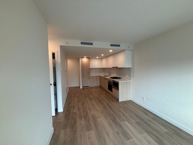 Photo - 2906-318 Alderson Avenue Unit 2906